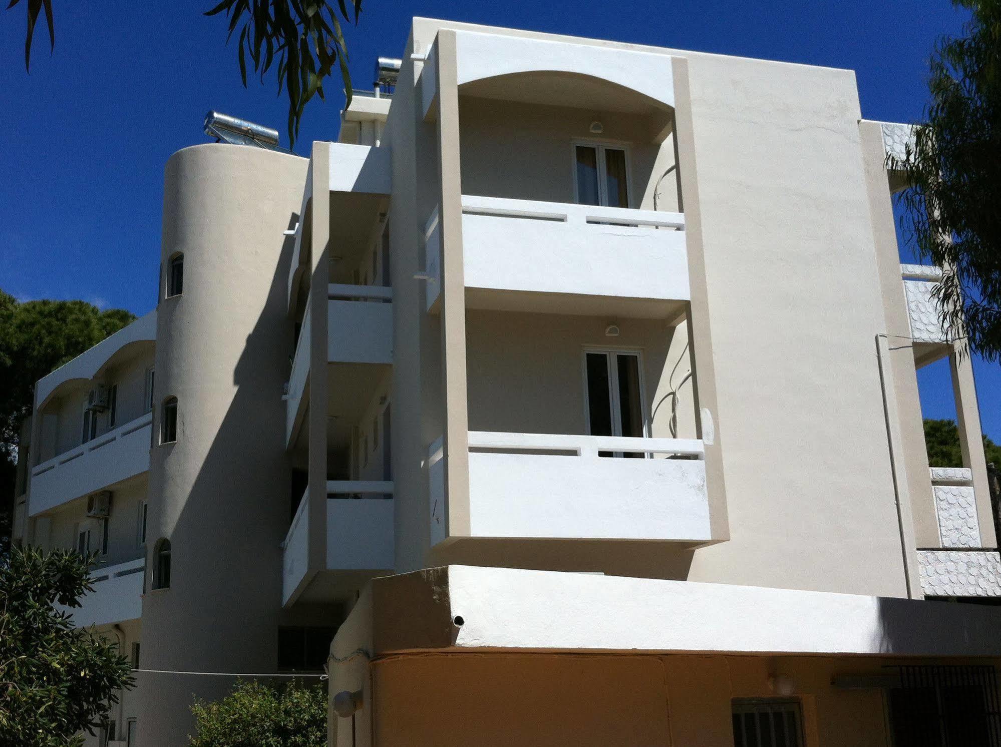 Fantasia Hotel Apartments Kos Bagian luar foto
