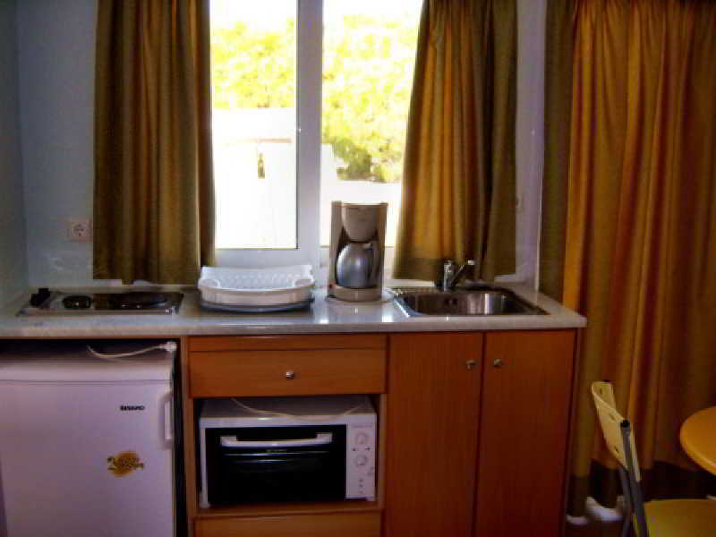 Fantasia Hotel Apartments Kos Bagian luar foto
